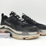 giay balenciaga triple s den do replica 1:1