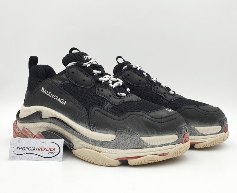 giay balenciaga triple s den do replica 1:1