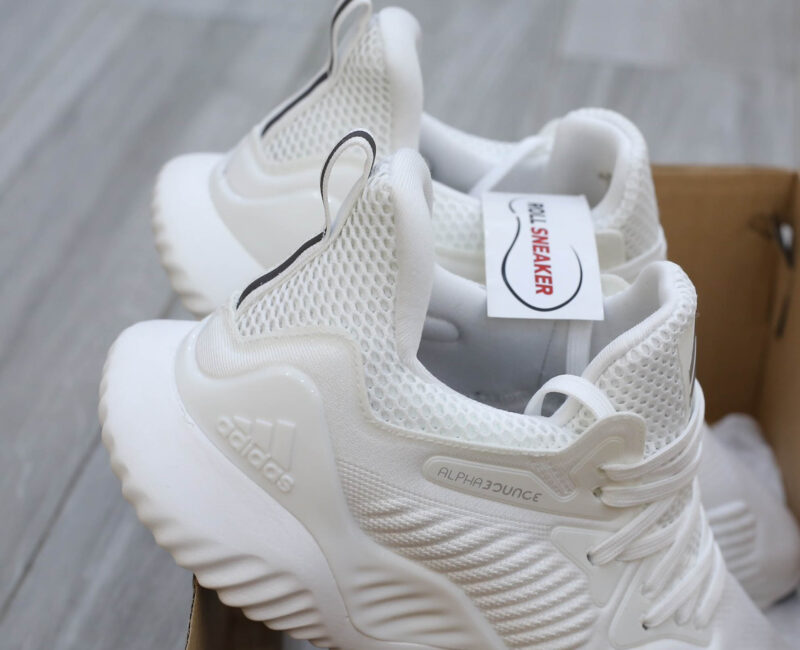 Giày Adidas AlphaBounce Beyond trắng