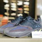 giày adidas yeezy 700 mauve replica