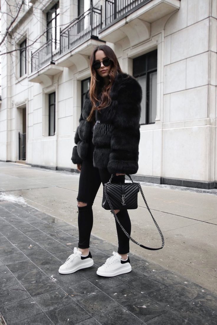 Alexander McQueen outfit