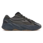 Giày Adidas Yeezy 700 V2 Geode Replica