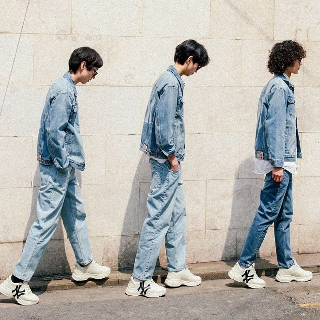 outfit giày mlb với quần jeans