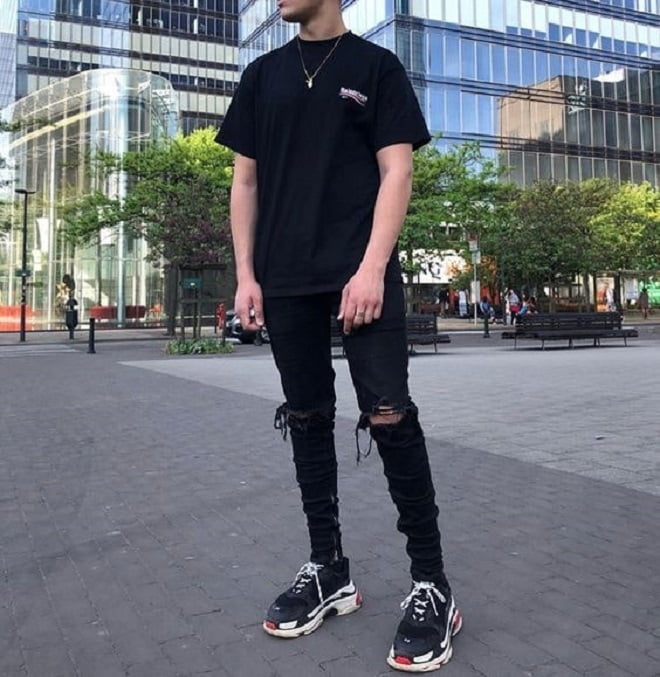 balenciaga triple s ton sur ton