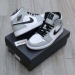 air jordan 1 mid xám