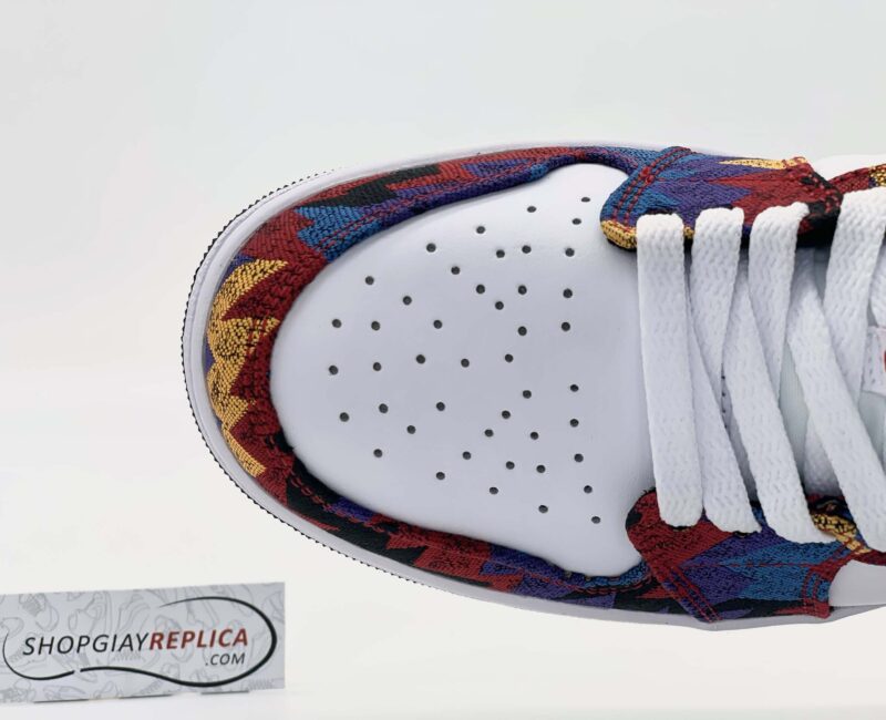 lỗ thoáng khi giày Nike Jordan 1 Nothing but net