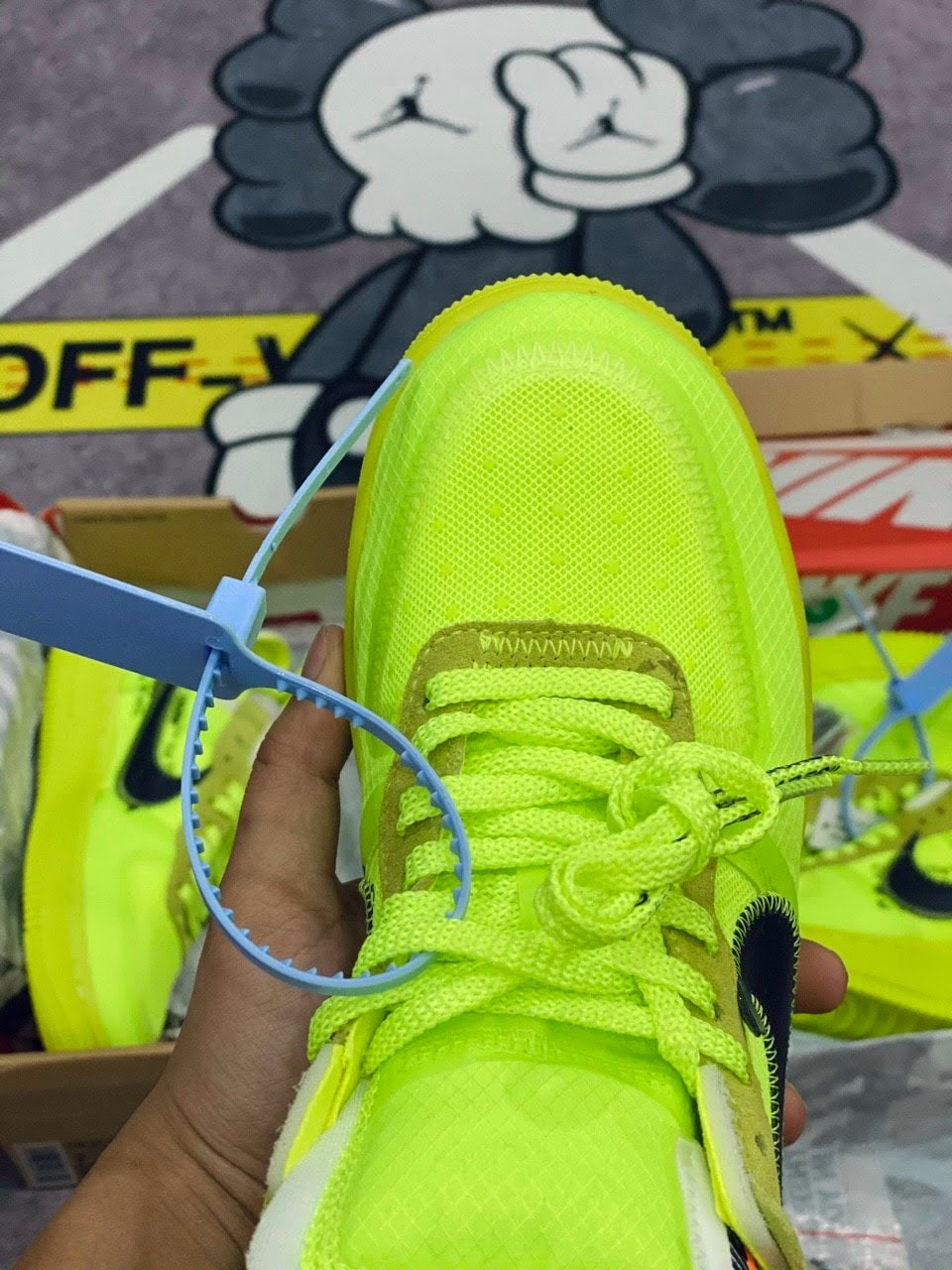 Nike Air Force 1 Low Off White Volt 11