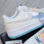 Nike Air Force 1 Low UV Reactive Swoosh (đổi màu logo)