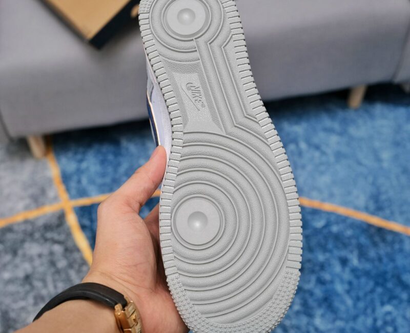 Giày Nike Air Force 1 Cool Grey Xám Gót Cam rep 1:1