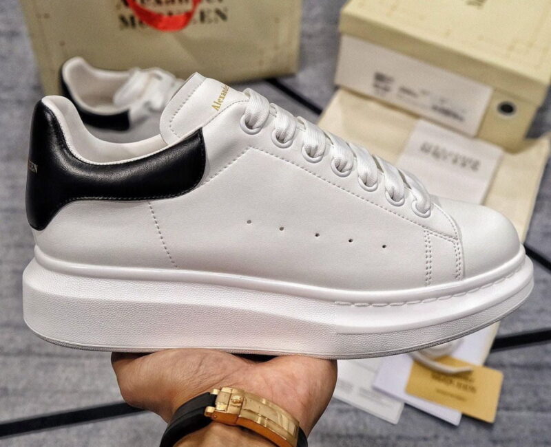 Giày Alexander McQueen gót Da trơn Đen Siêu Cấp