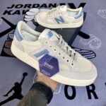 Giày New Balance CRT 300 Blue