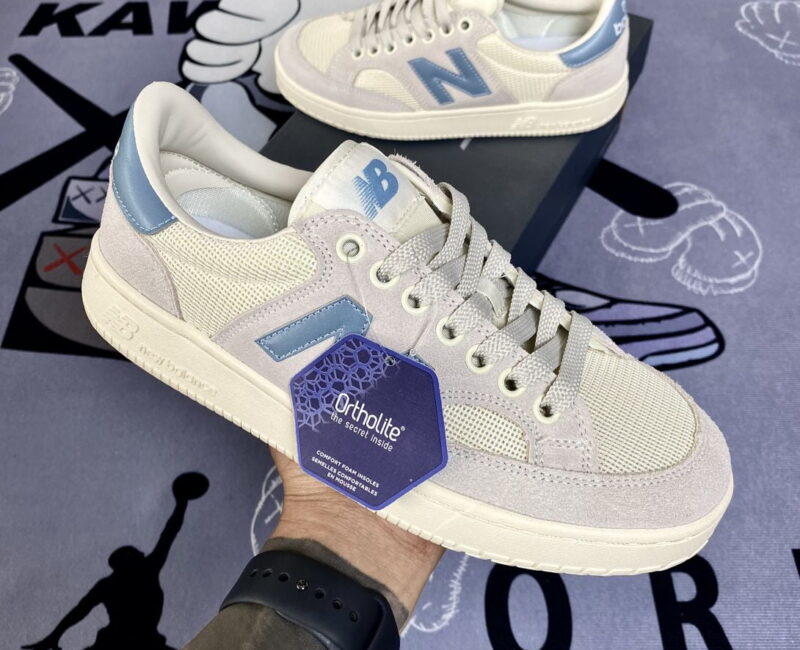 Giày New Balance CRT 300 Blue