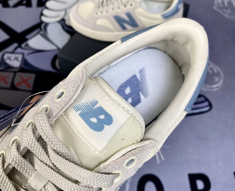 Giày New Balance CRT 300 Blue