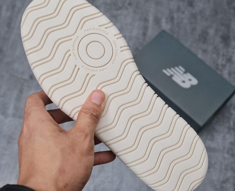 Giày New Balance CT302 Gót Đen rep 1:1