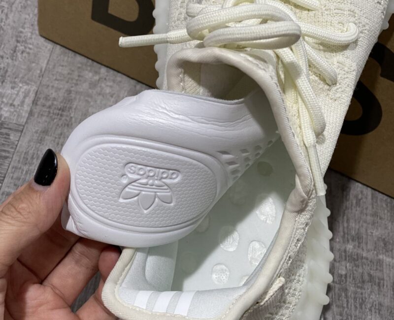 Giày Adidas Yeezy Boost 350 V2 'Bone'