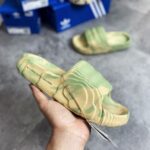 Dép Adidas Adilette 22 Slides ‘Magic Lime Desert Sand’ Vàng Xanh rep 1:1