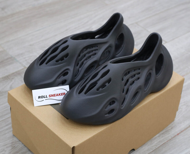 Giày Adidas Yeezy Foam RNR Onyx ‘Black’ đen rep 1:1
