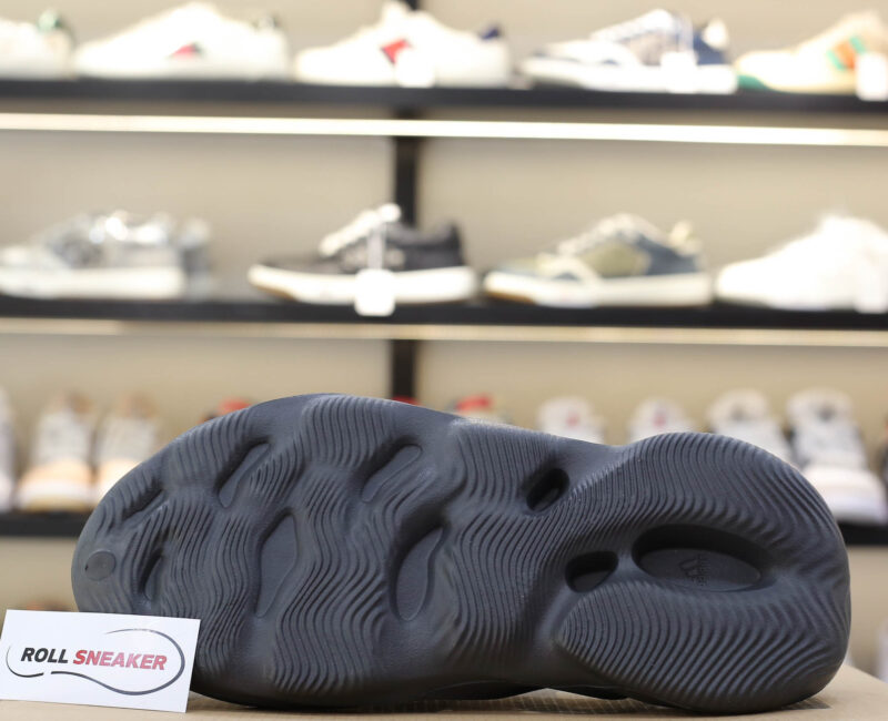 Adidas Yeezy Foam RNR Onyx ‘Black’