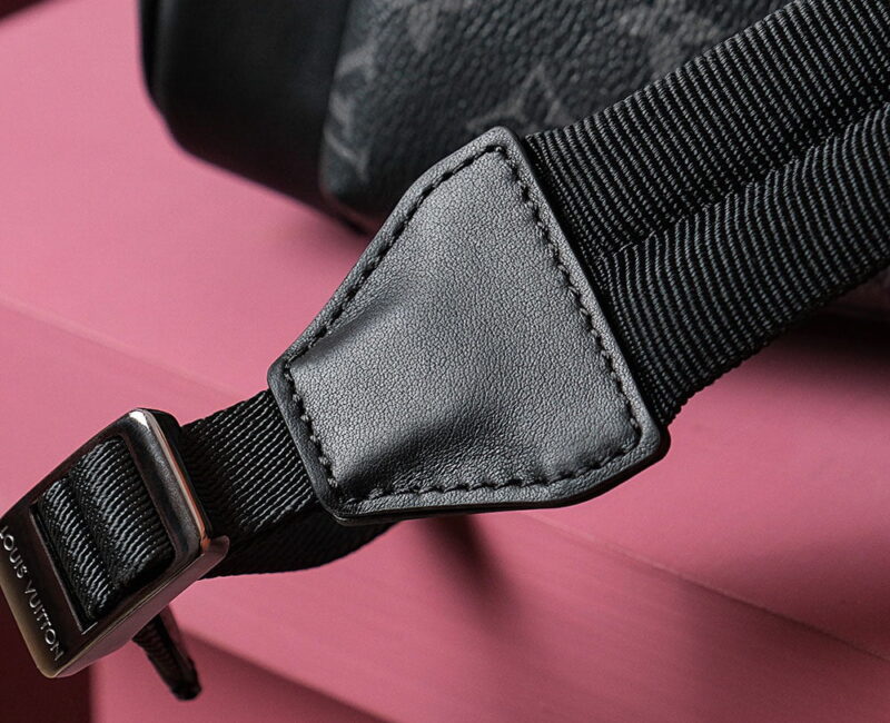 Balo Louis Vuitton Christopher MM Monogram Eclipse Siêu Cấp