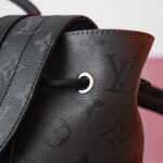 Balo Louis Vuitton Christopher MM Monogram Eclipse Siêu Cấp