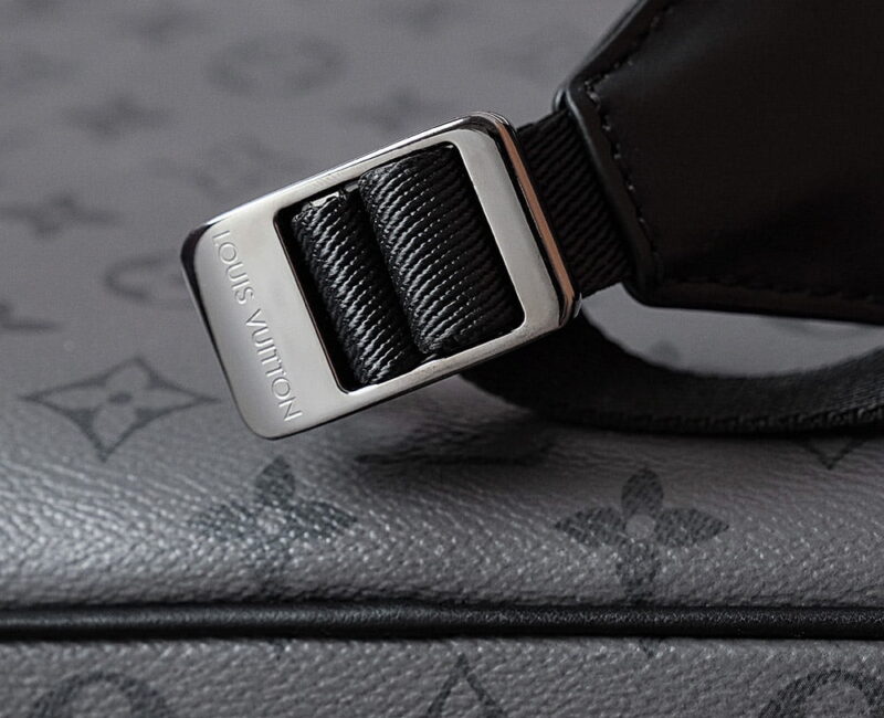 Balo Louis Vuitton Christopher MM Monogram Eclipse Siêu Cấp