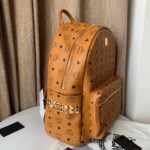 Túi Balo MCM Stark Side Studs Visetos màu Cognac