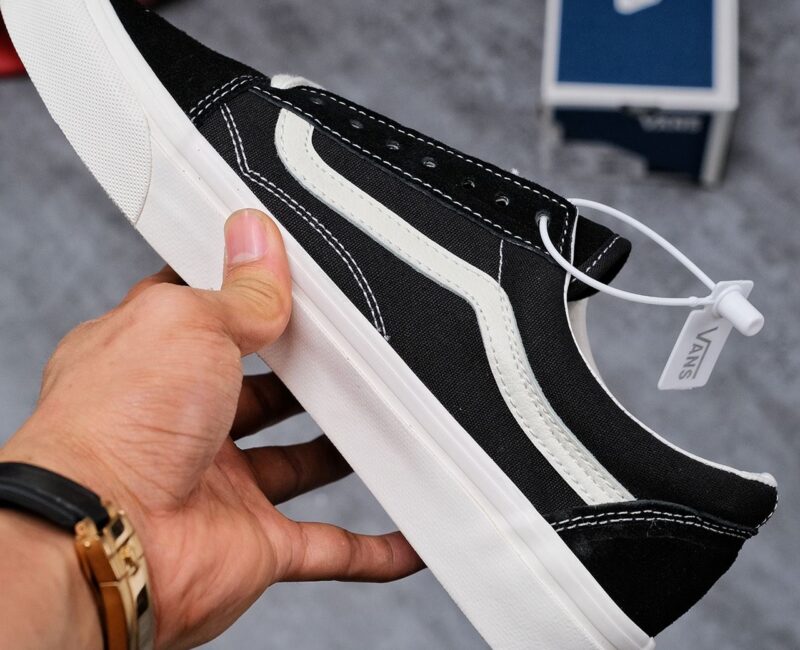 Giày Vans Vault Old Skool Black White 2019 Like Auth