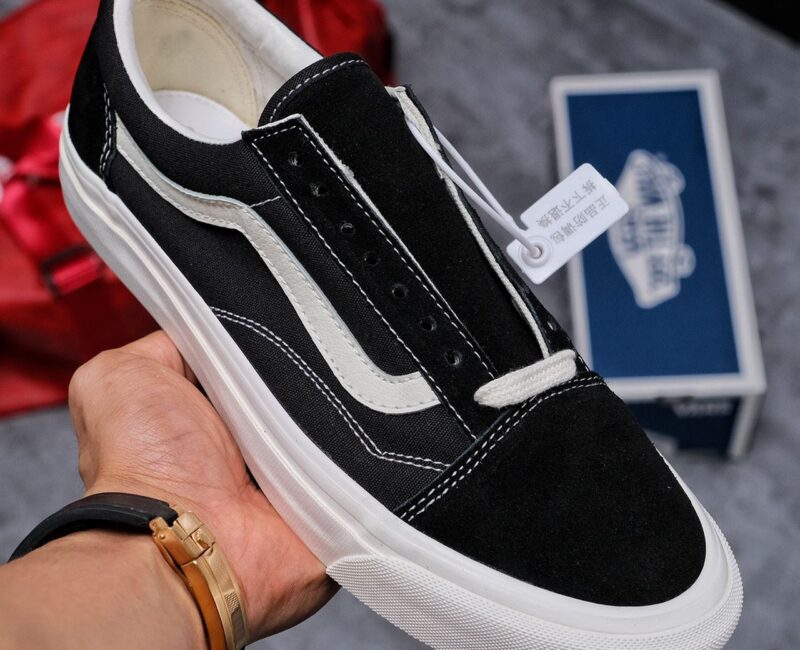 Giày Vans Vault Old Skool Black White 2019 Like Auth