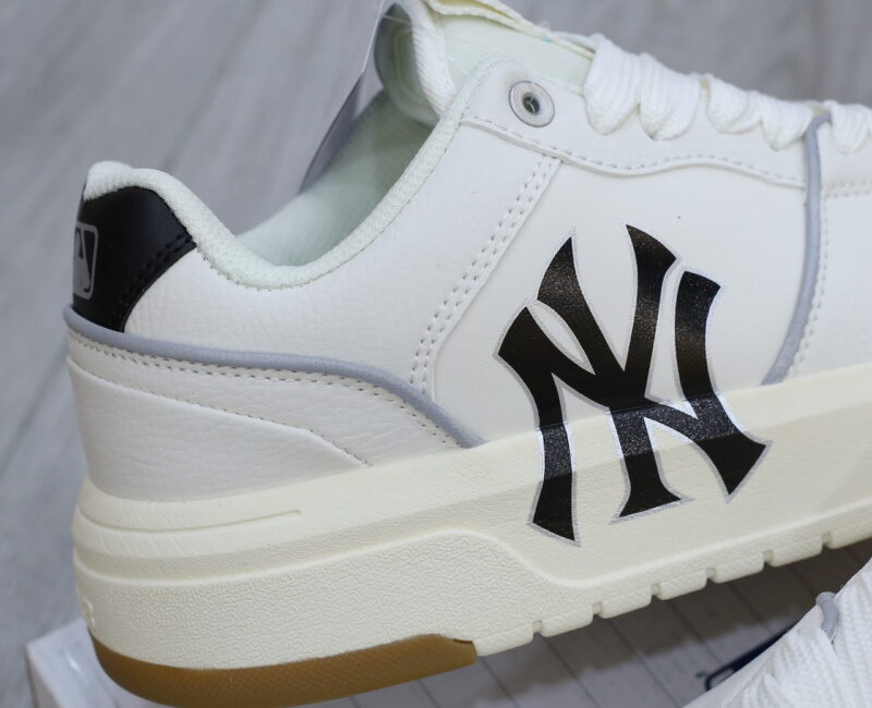 Giày MLB Chunky Liner Low New York Yankees ‘Ivory’ Like Auth
