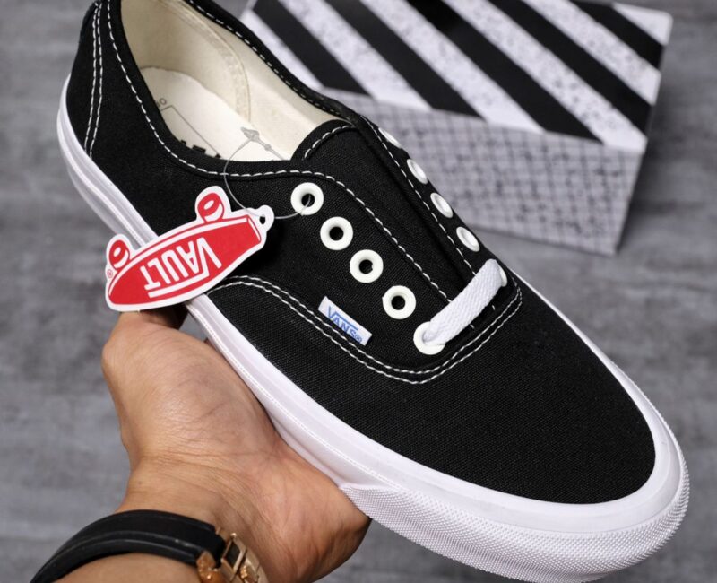 Giày Vans Vault Authentic 2020 Black White