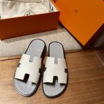 Dép Hermes Izmir da Epsom Trắng Đế Xám like auth