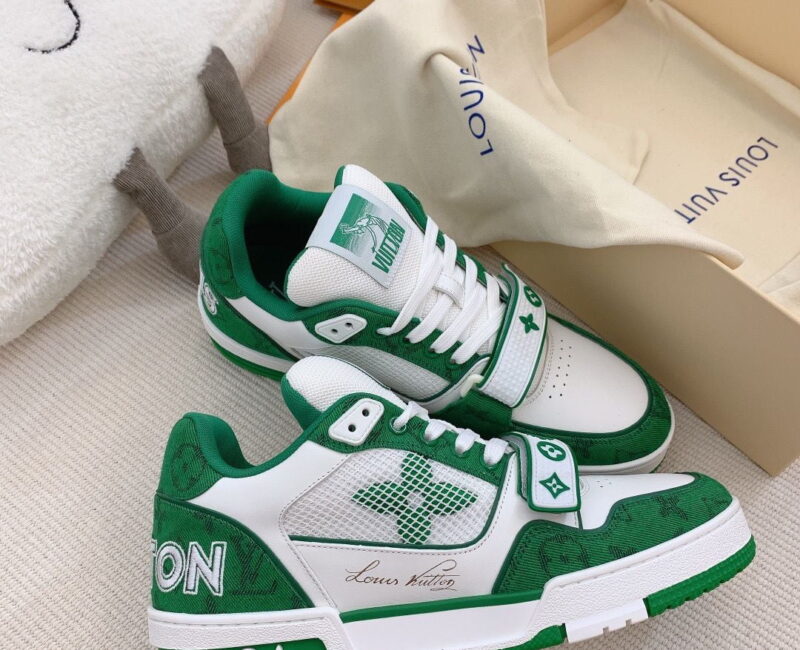 Giày Louis Vuitton Lv Trainer Monogram Xanh Green quai Velcro Like Auth