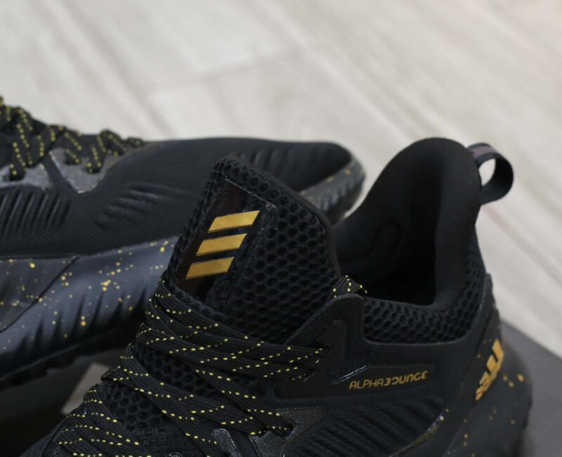 Giày Adidas Alphabounce Beyond Đen chấm Vàng