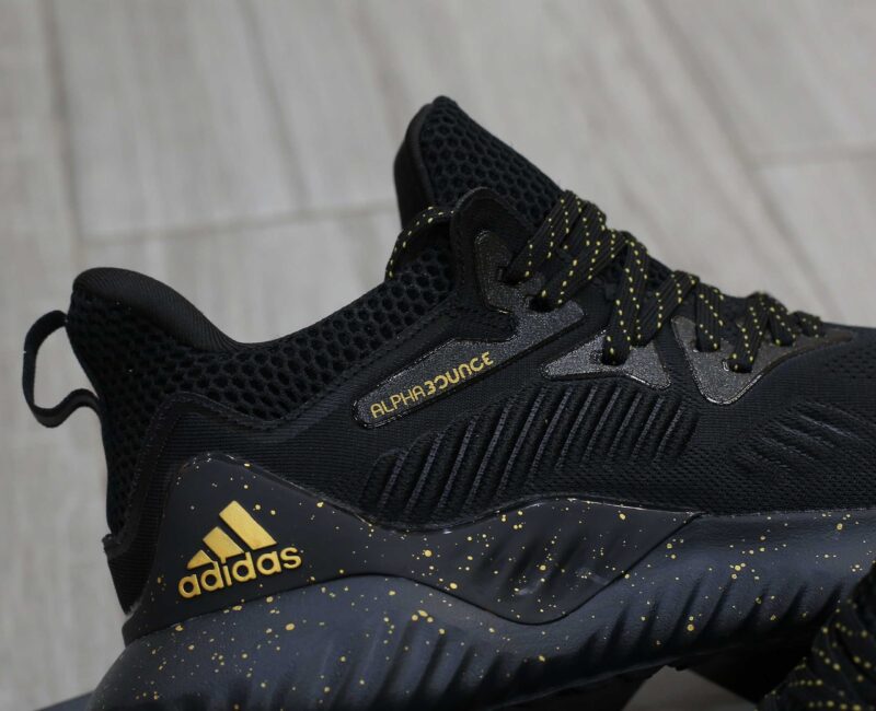 Giày Adidas Alphabounce Beyond Đen chấm Vàng