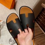 Dép Hermes da Epsom Đen Đế Nâu Like Auth