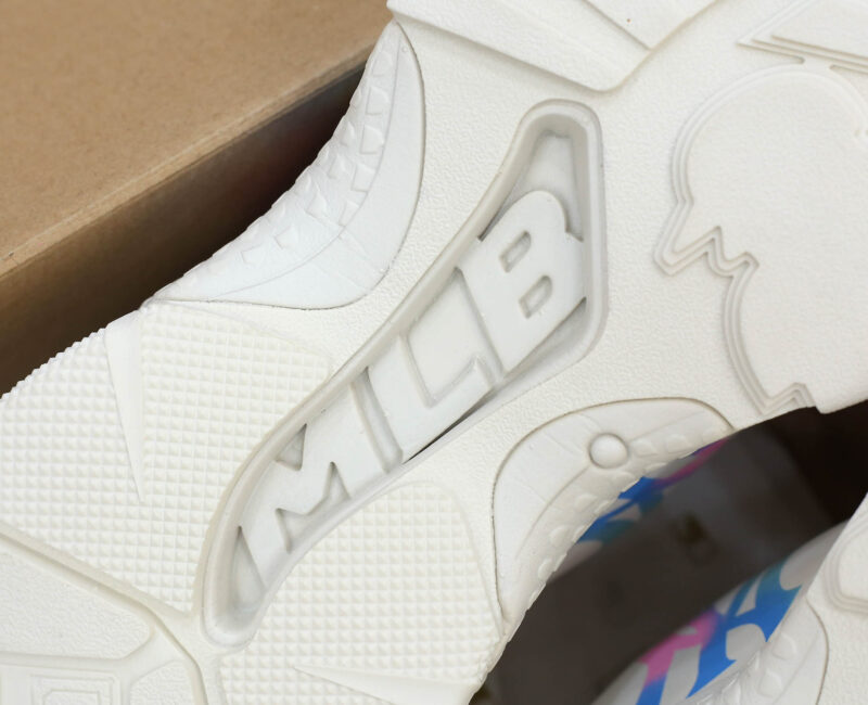 MLB BigBall Chunky A Gradient Classic Monogram New York Yankees ‘Ivory’