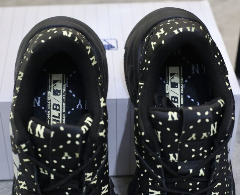 Giày MLB BigBall Chunky Saffiano Diamond Monogram New York Yankees Black Like Auth