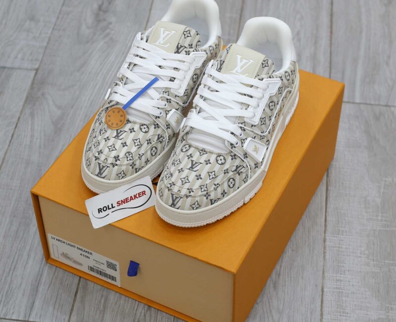 Louis Vuitton Lv Trainer #54 Monogram Sọc Beige Best Quality