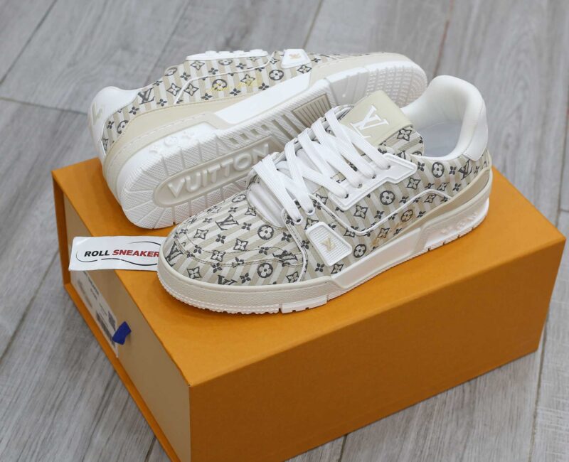 Louis Vuitton Lv Trainer #54 Monogram Sọc Beige Best Quality