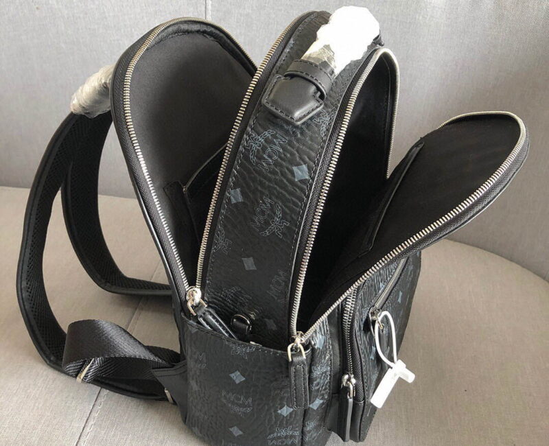 Balo MCM Stark Side Studs in Visetos Black