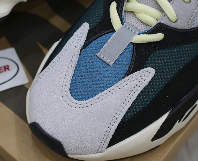 Giày Adidas Yeezy 700 OG Wave Runner Best Quality