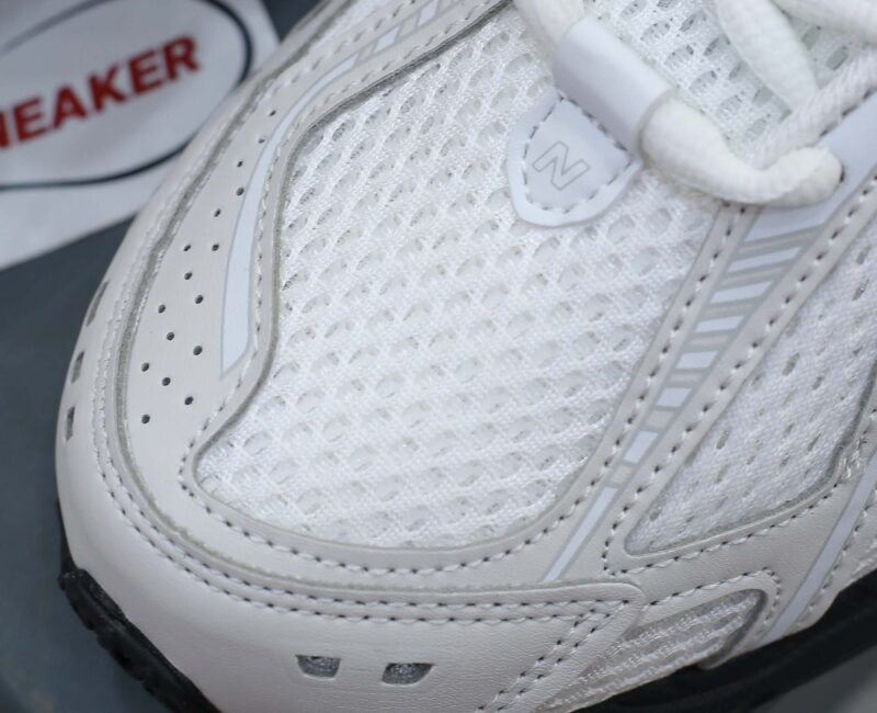 Giày New Balance 1906R x Comme des Garcons Homme White