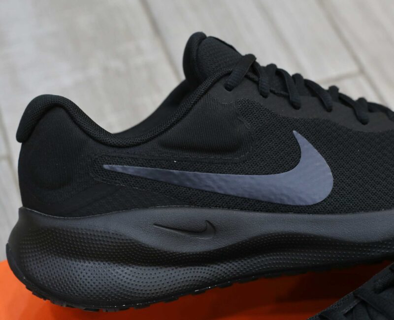 Giày Nike Revolution 7 Extra Wide ‘Black Off Noir’ Like Auth