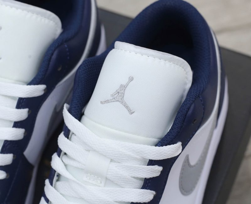 Giày Nike Air Jordan 1 Low ‘Midnight Navy Wolf Grey’ Like Auth